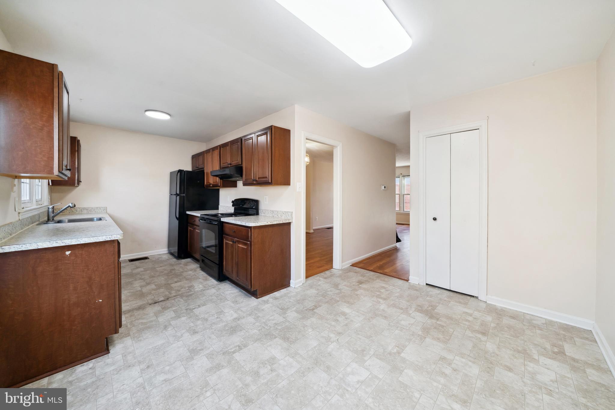 CARROLL PARK MANOR - Residential