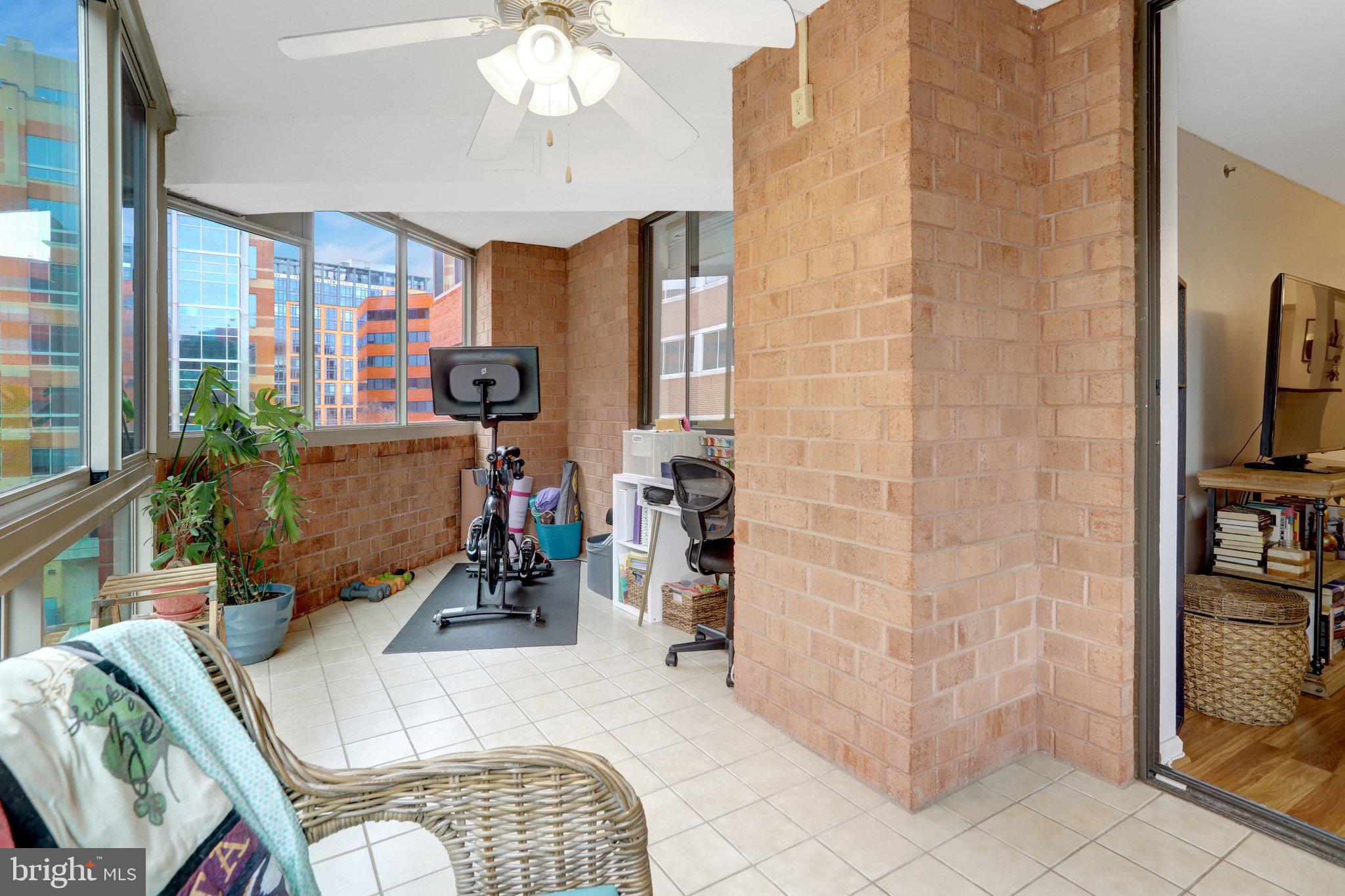 1001 N VERMONT STREET 506