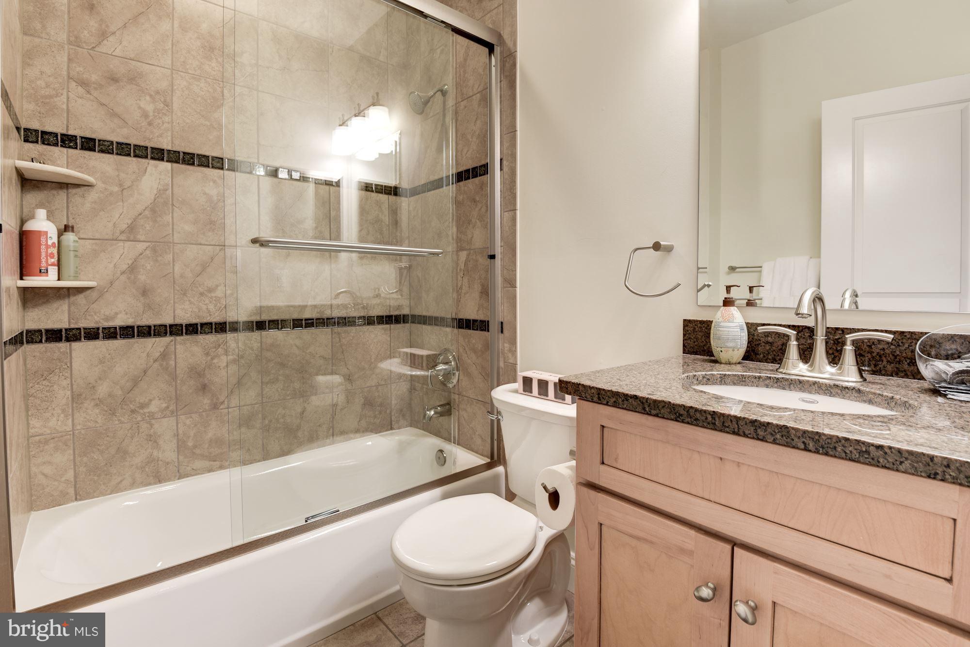 BROYHILL HILLS - Residential