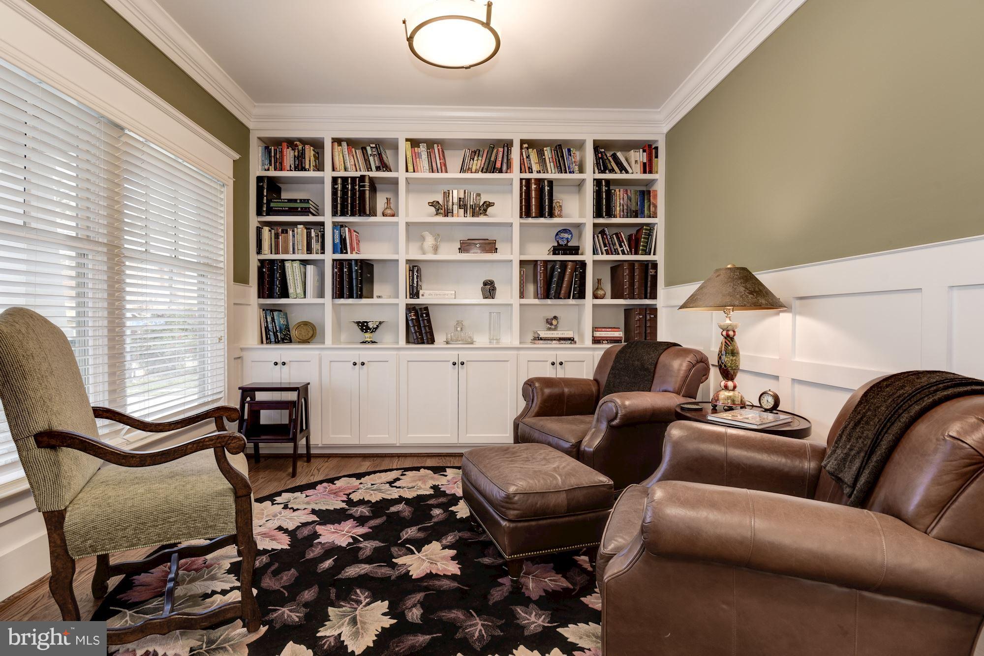 BROYHILL HILLS - Residential