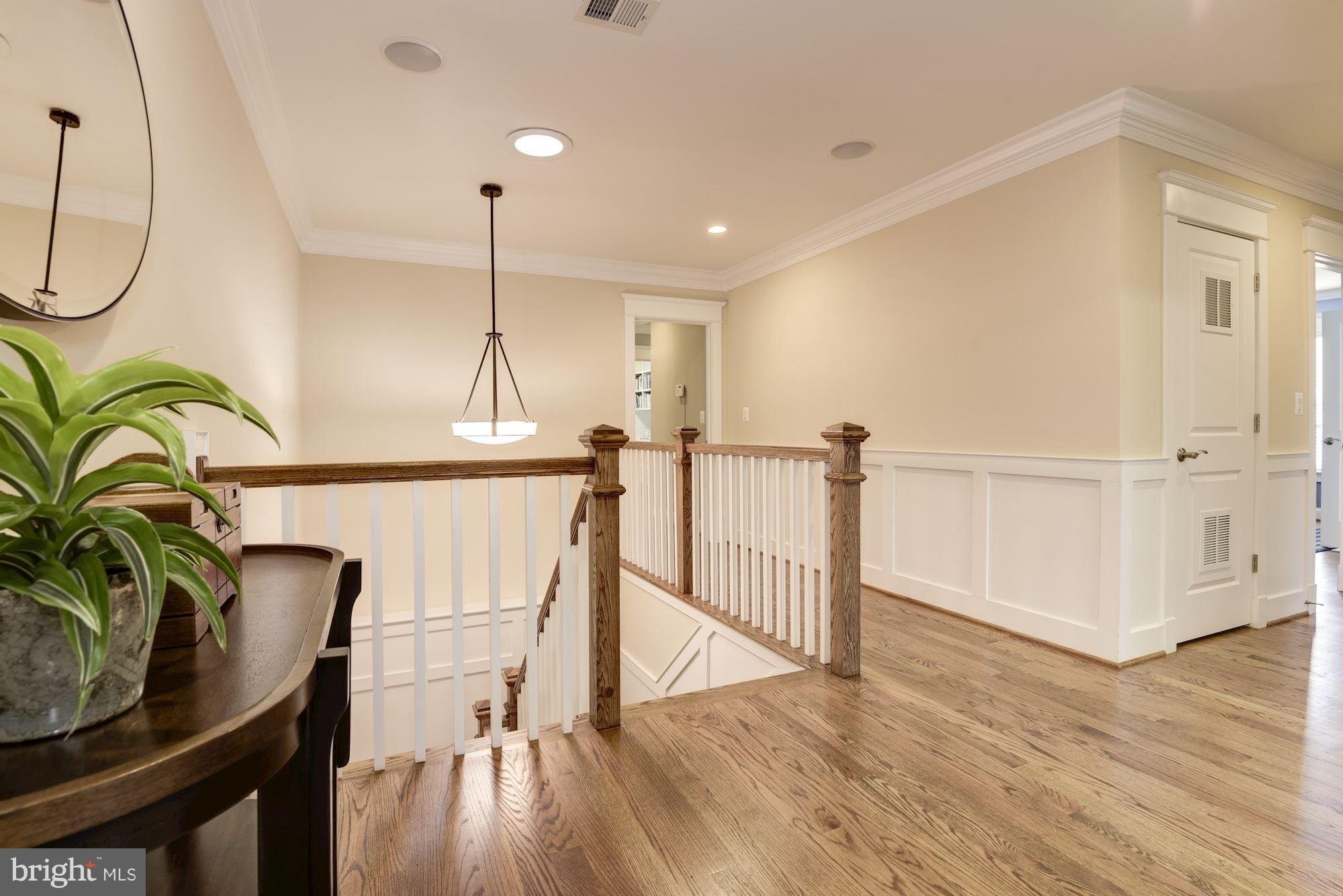 BROYHILL HILLS - Residential