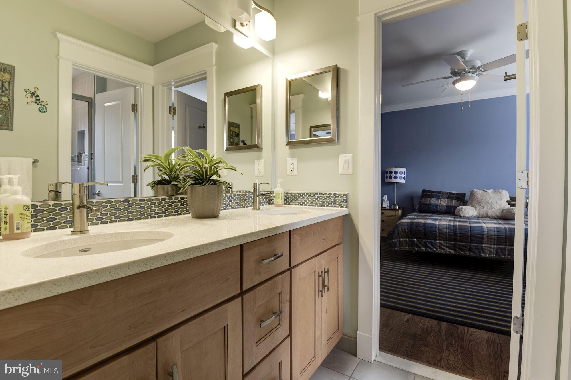 BROYHILL HILLS - Residential