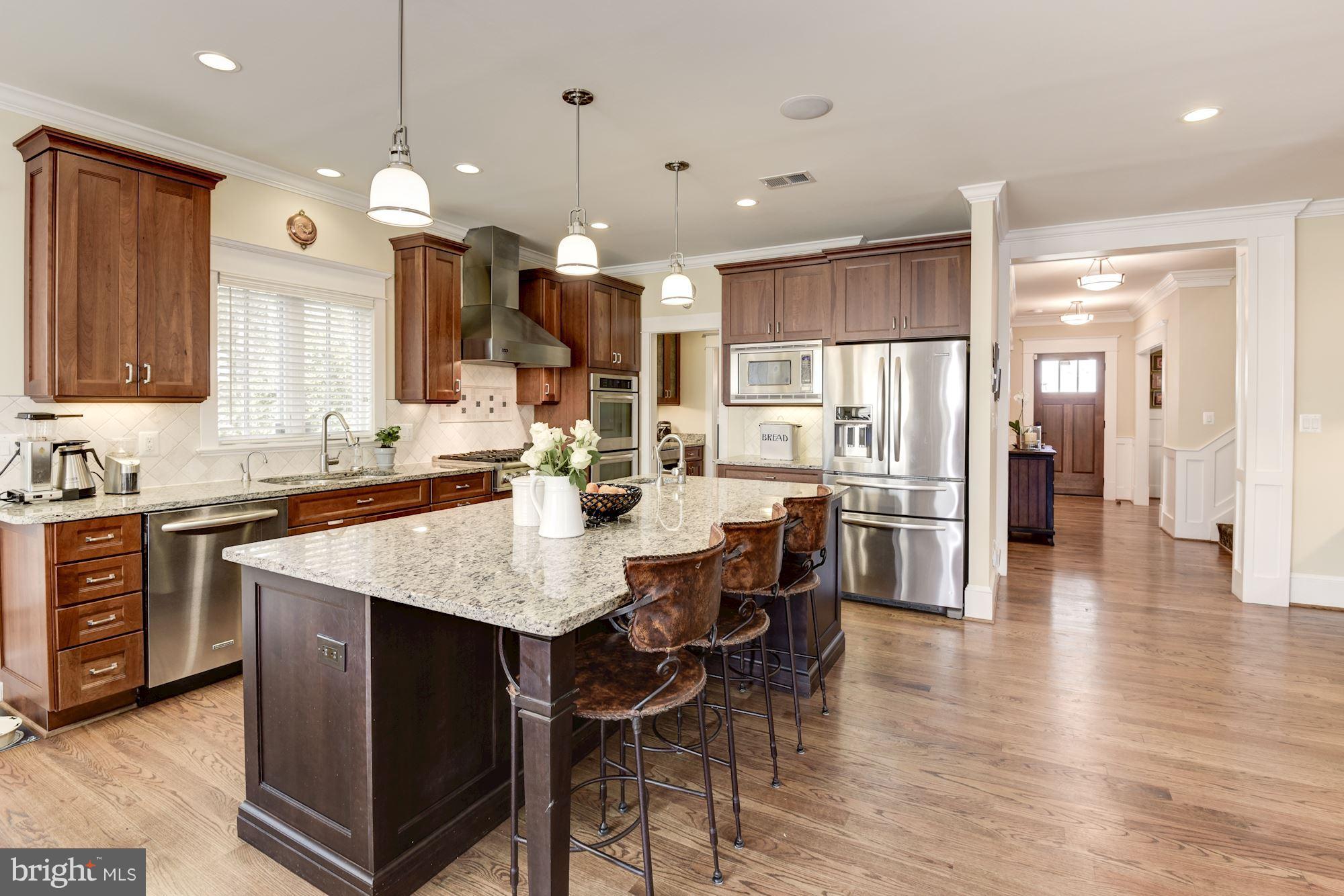 BROYHILL HILLS - Residential