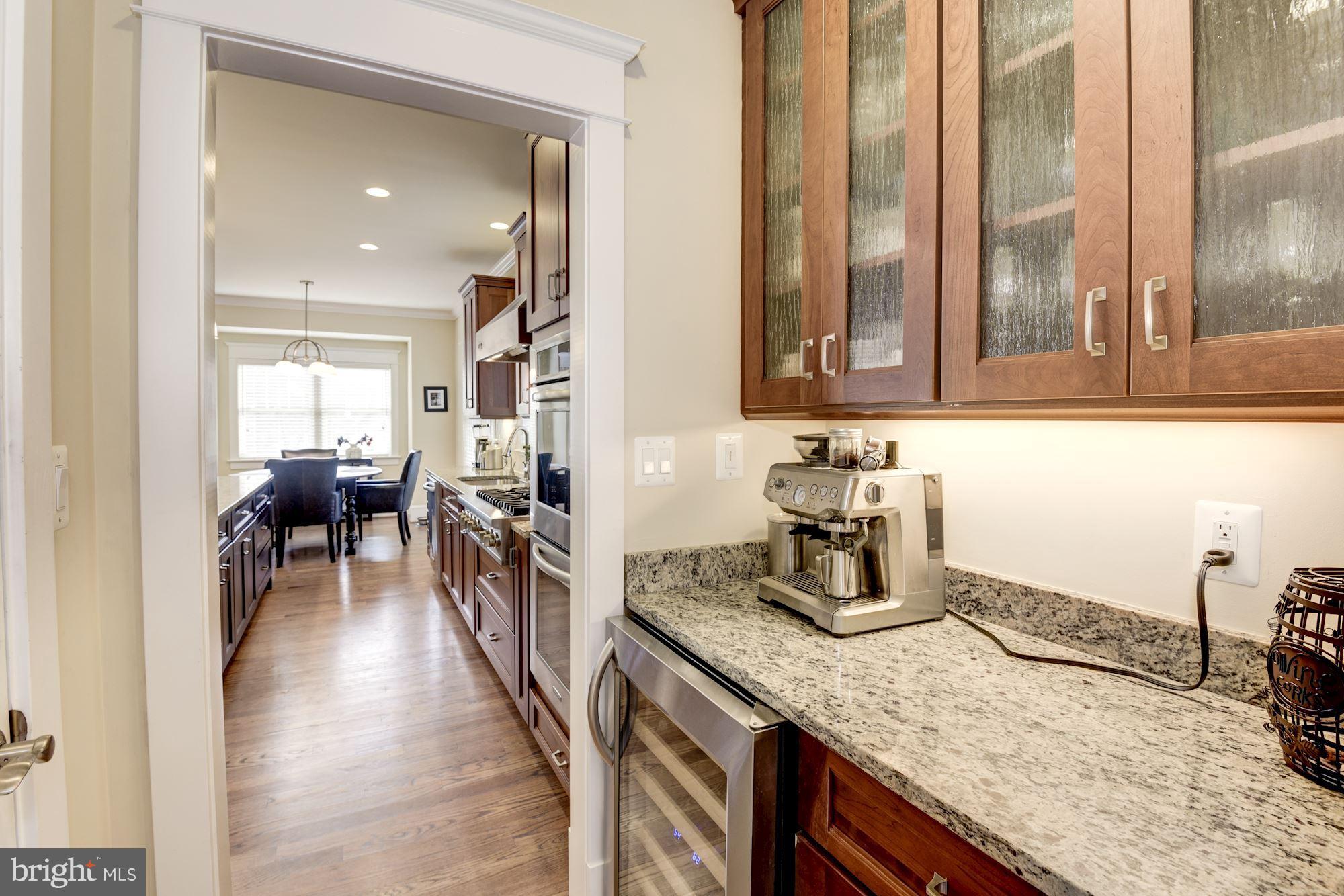 BROYHILL HILLS - Residential