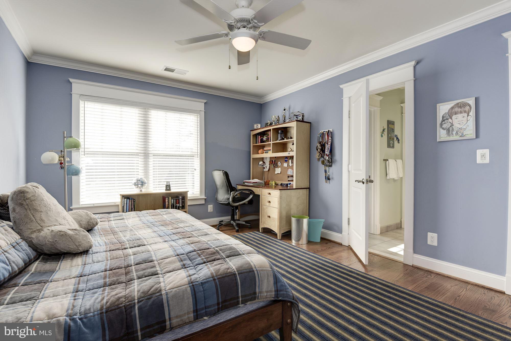 BROYHILL HILLS - Residential