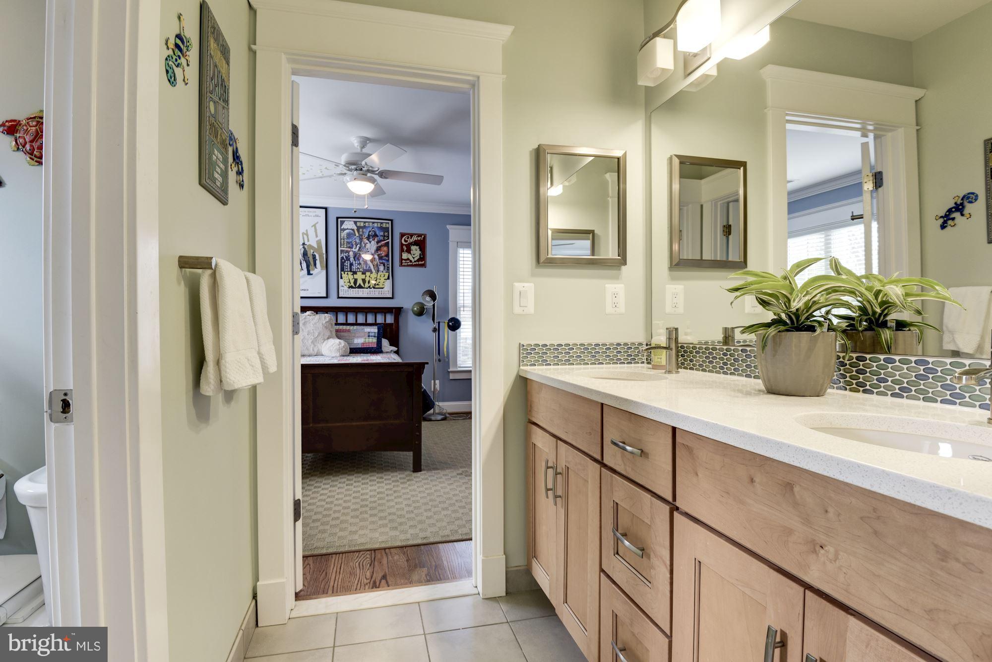 BROYHILL HILLS - Residential