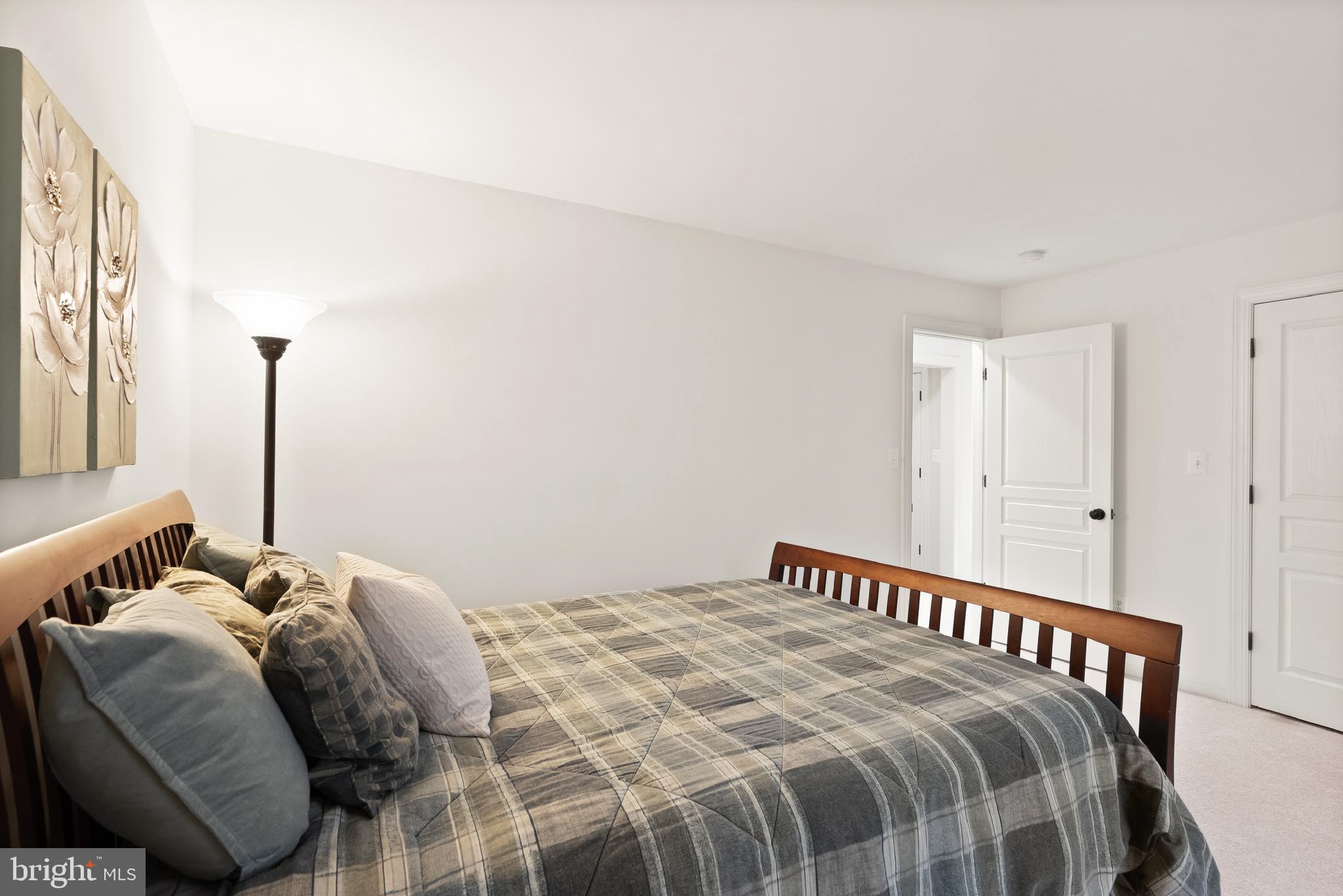 GREENWAY DOWNS - Residential