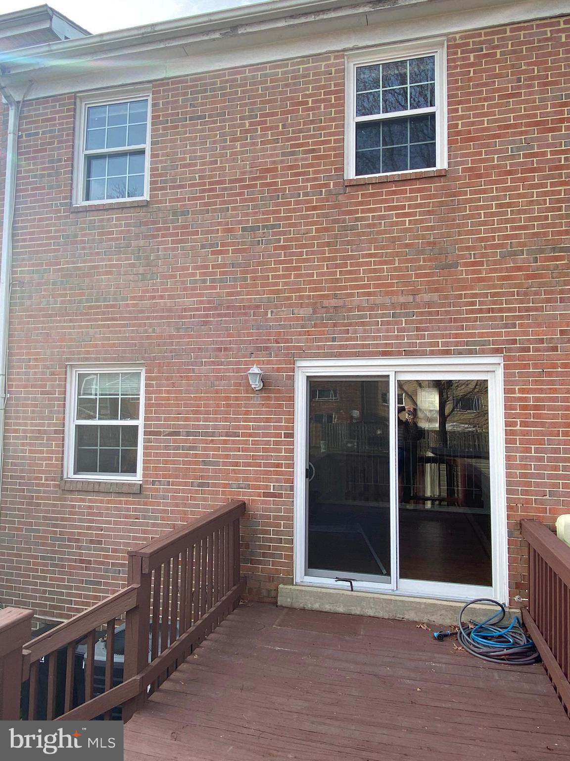 SOUTHGATE WOODS TOWNHOUSES - Residential Lease