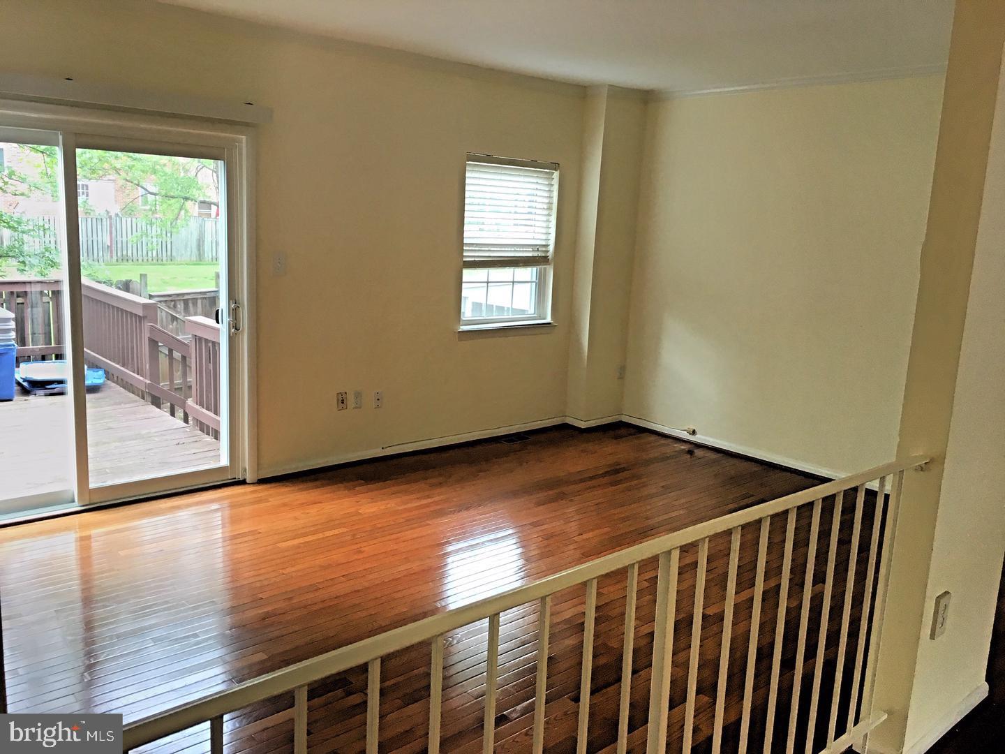 SOUTHGATE WOODS TOWNHOUSES - Residential Lease