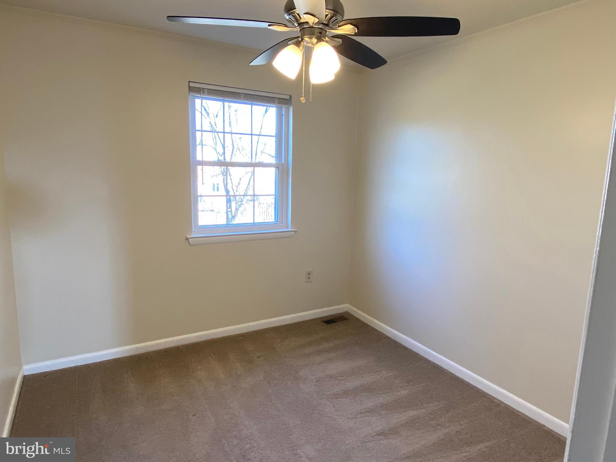 SOUTHGATE WOODS TOWNHOUSES - Residential Lease