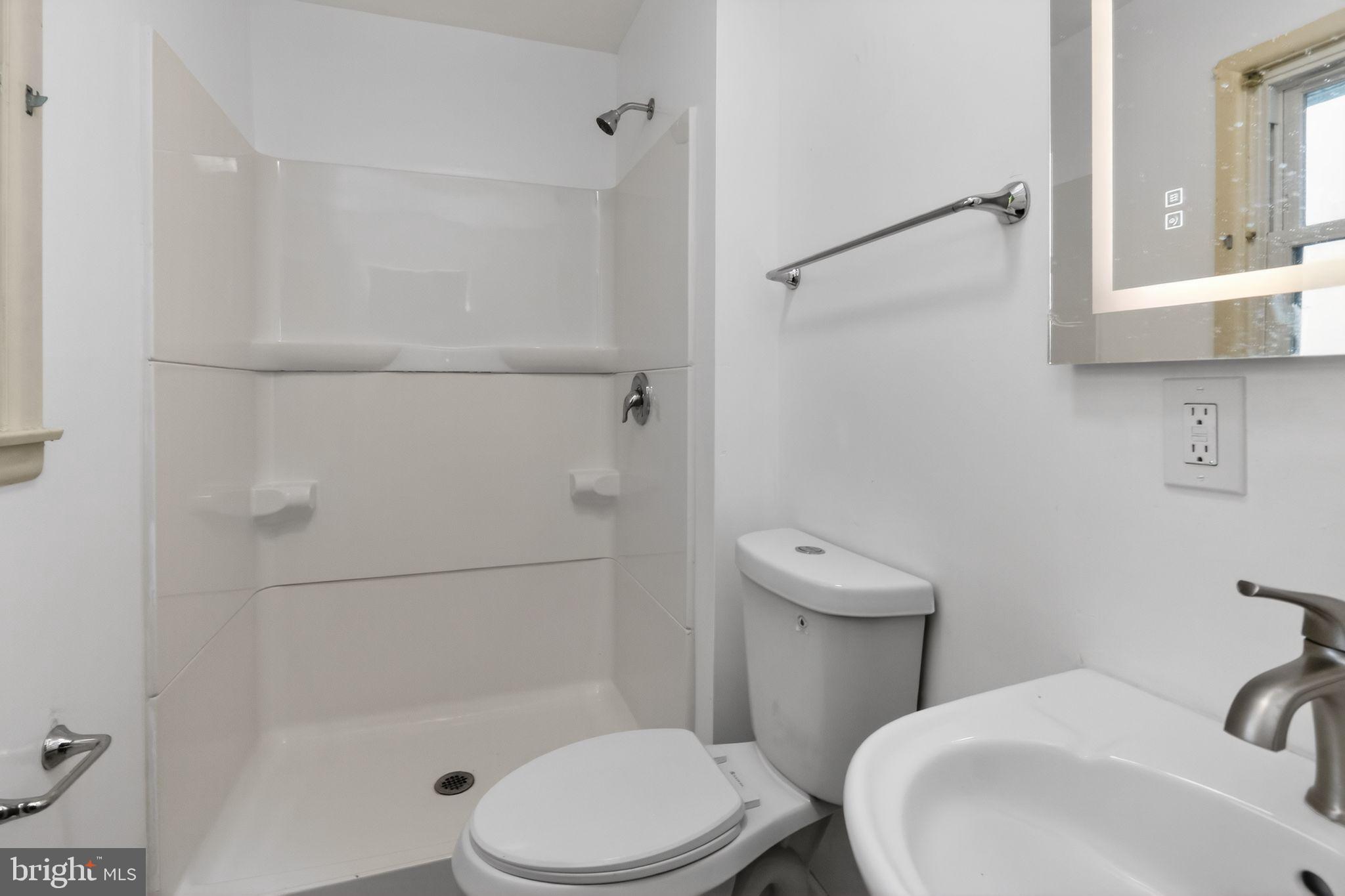 ASHFORD - Residential