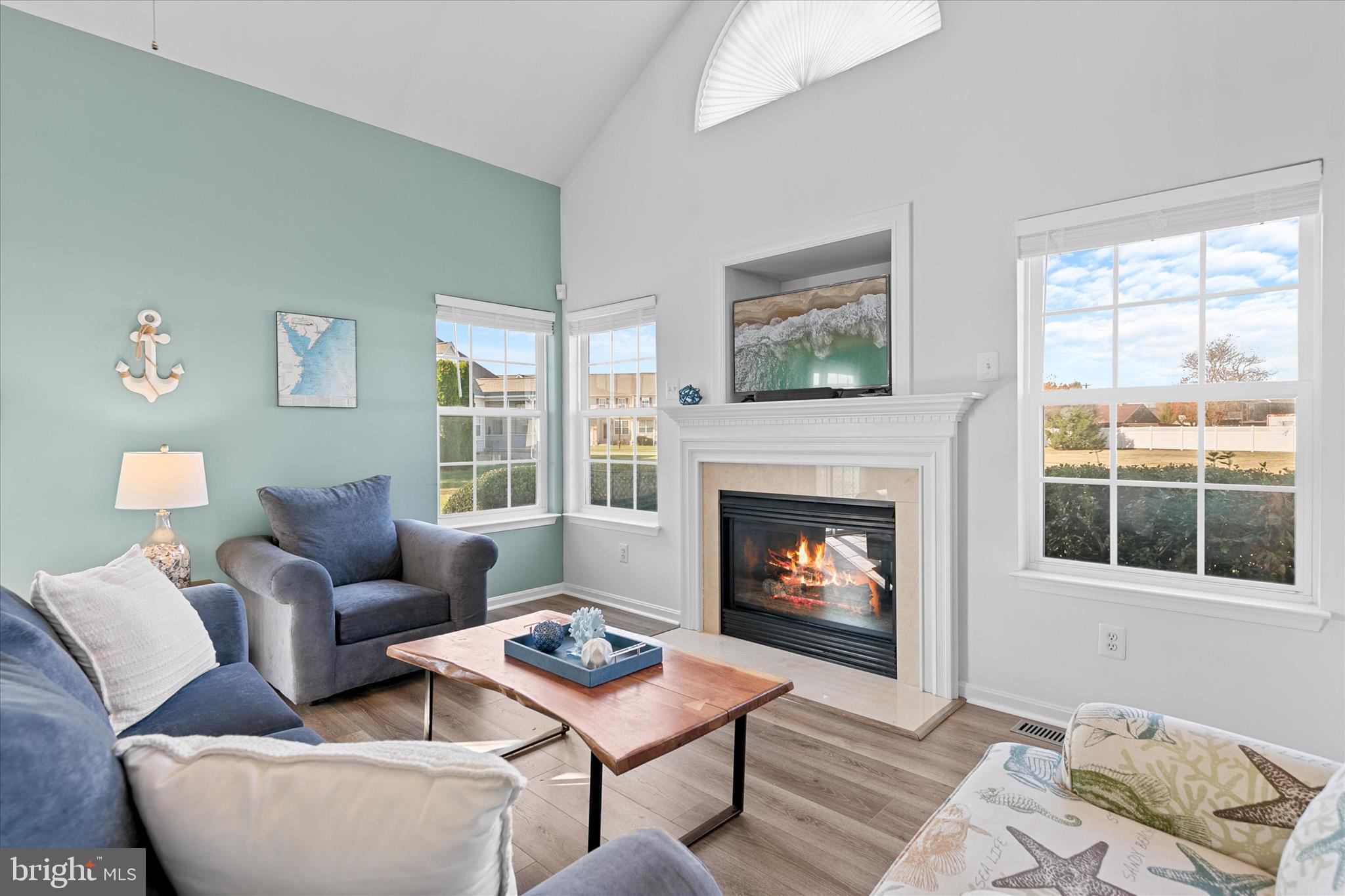 EAGLE POINT - Residential