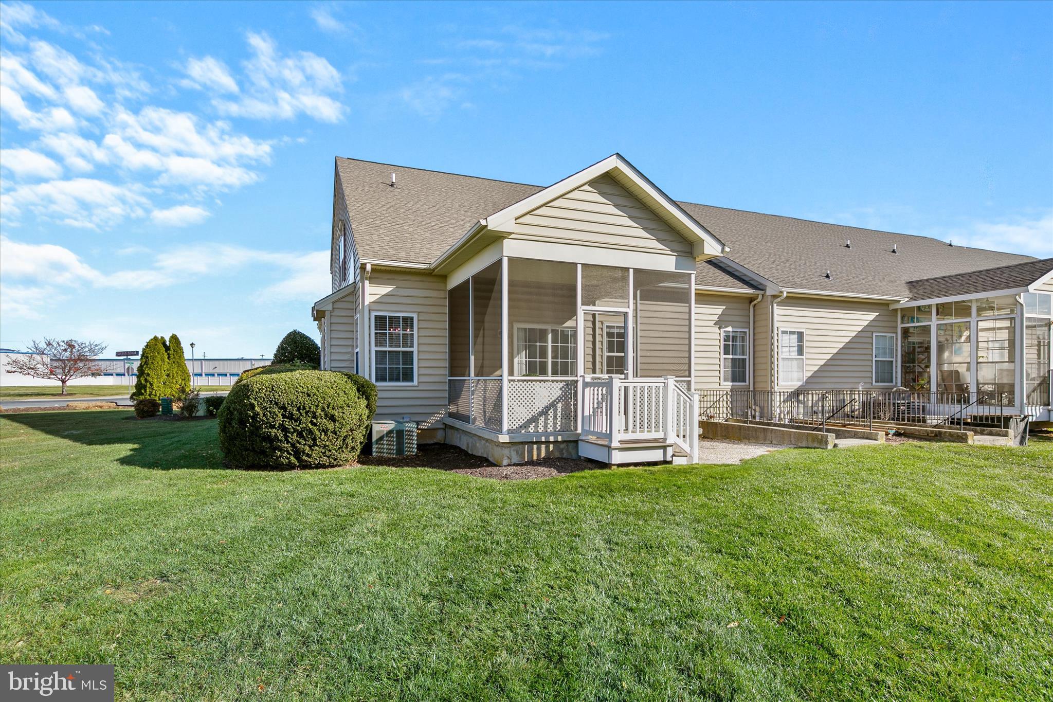 EAGLE POINT - Residential