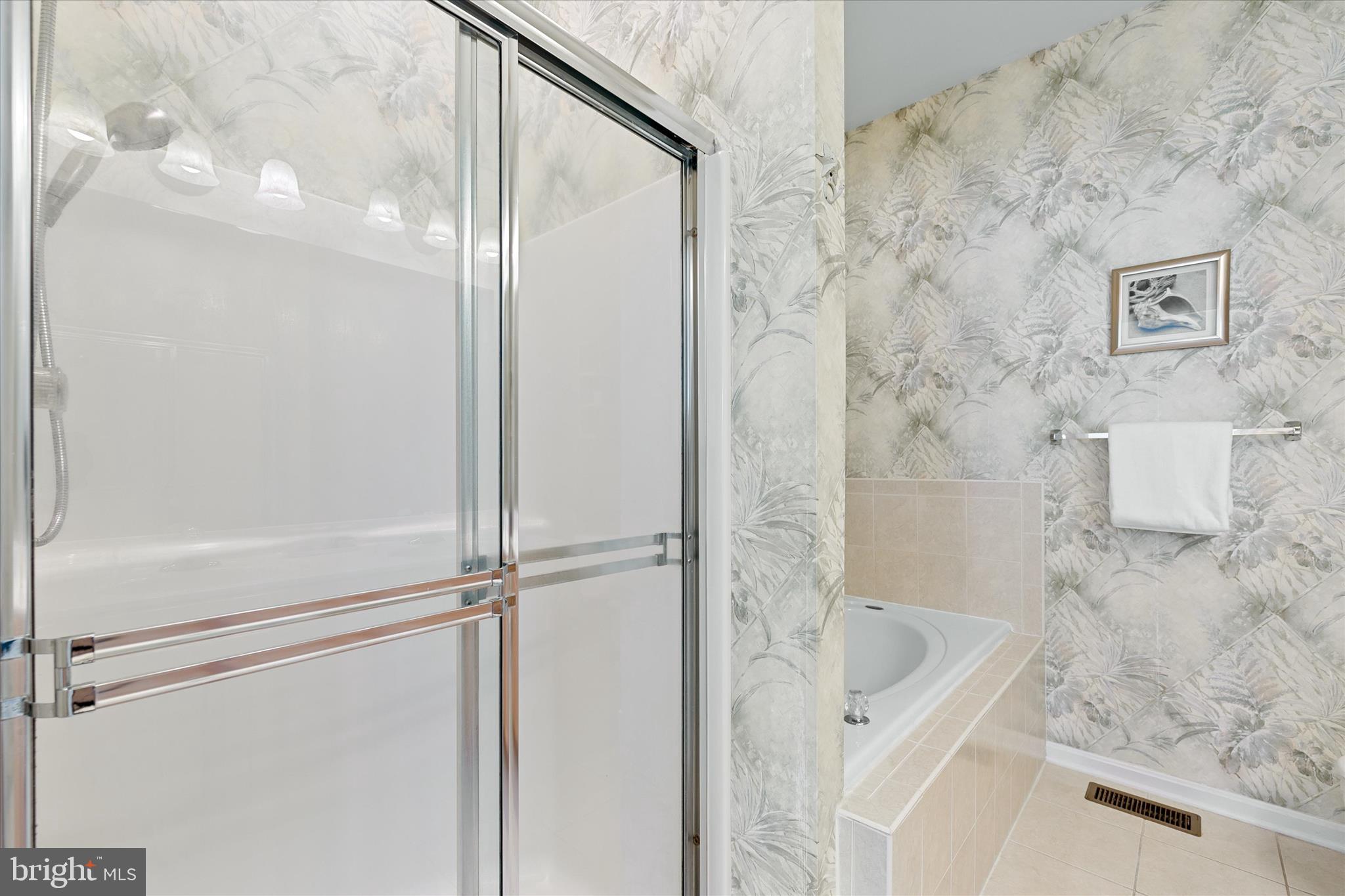 EAGLE POINT - Residential