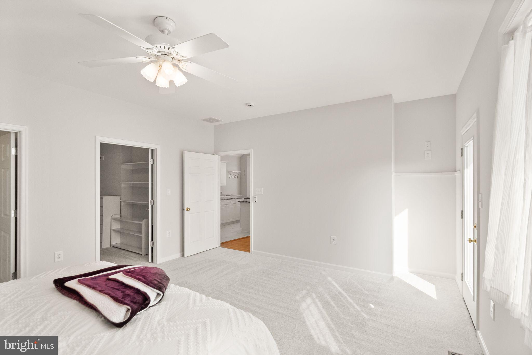 LOCUST HILL - Residential