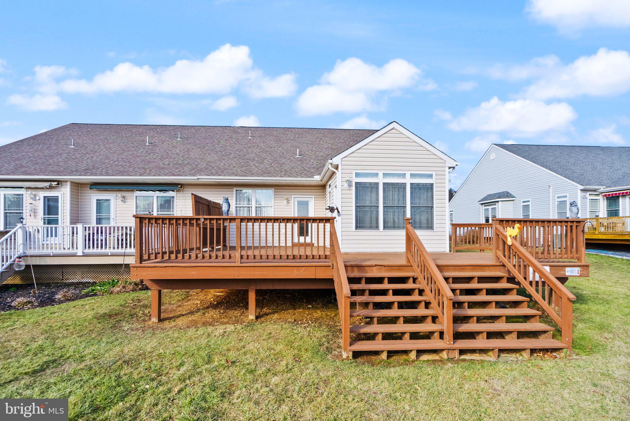 LOCUST HILL - Residential