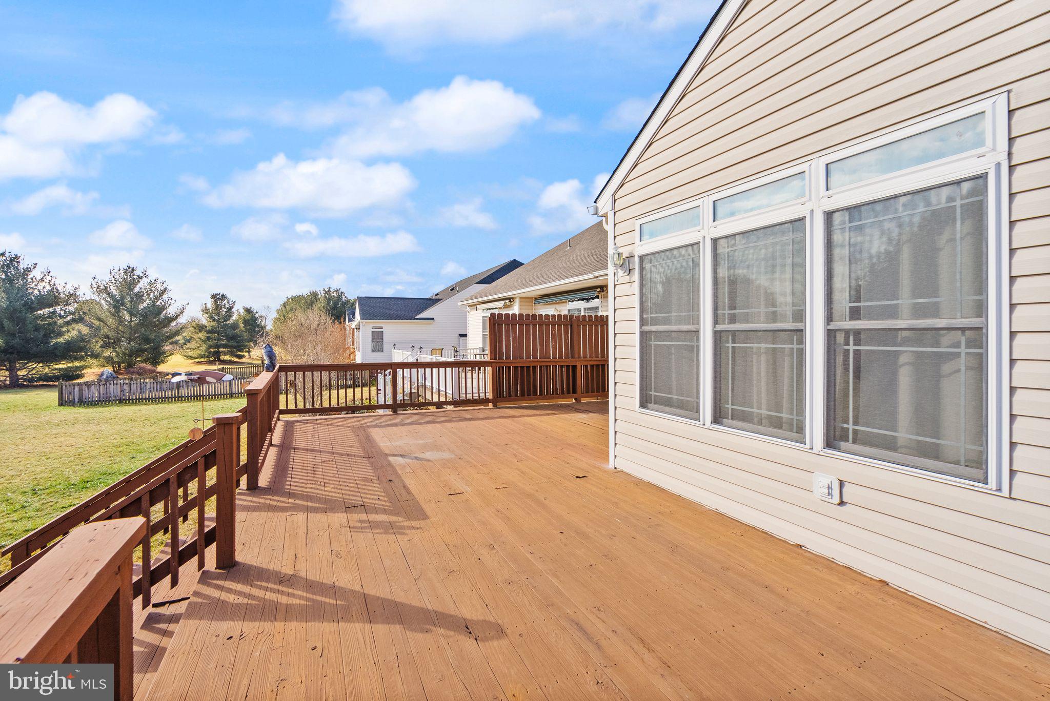 LOCUST HILL - Residential