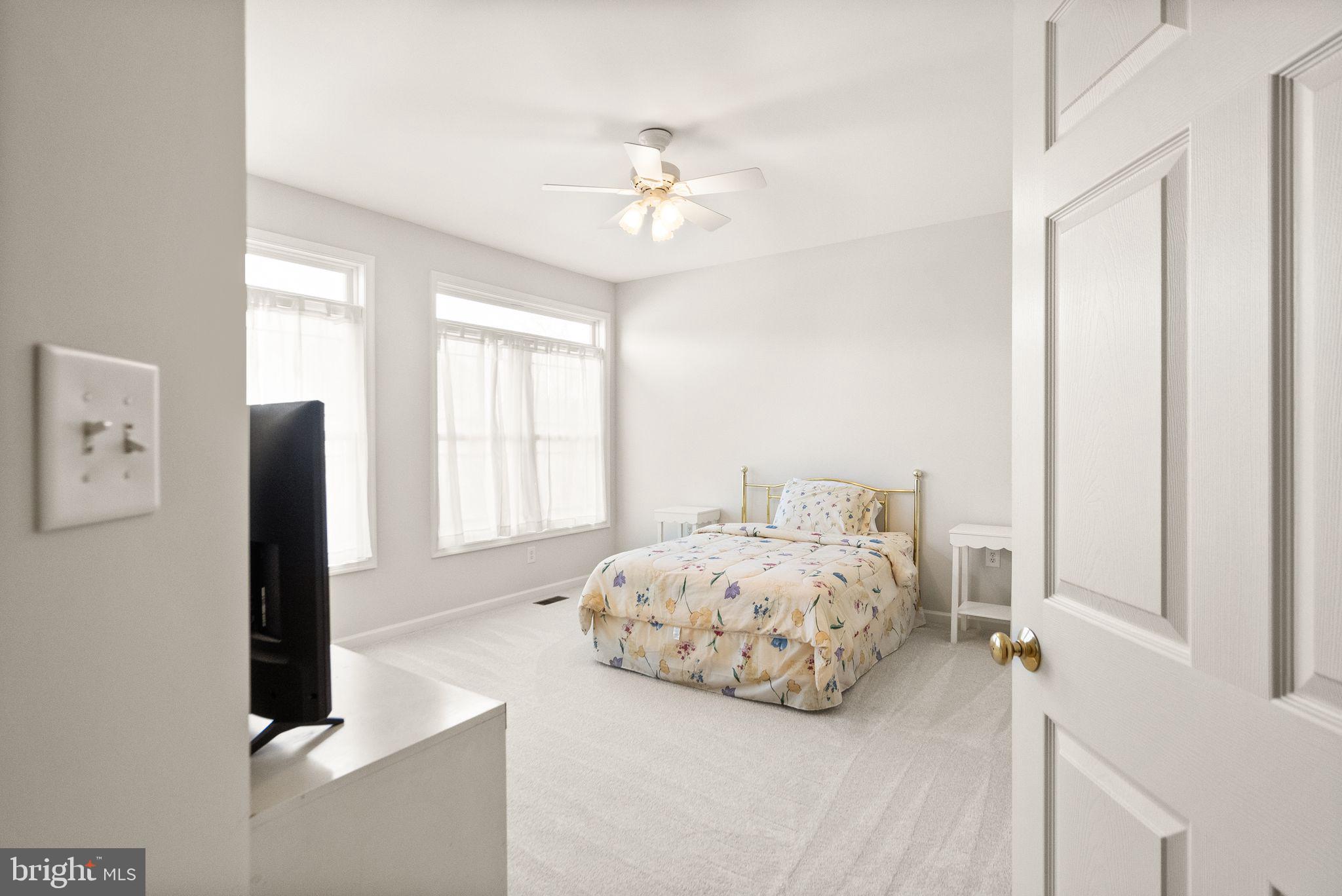 LOCUST HILL - Residential