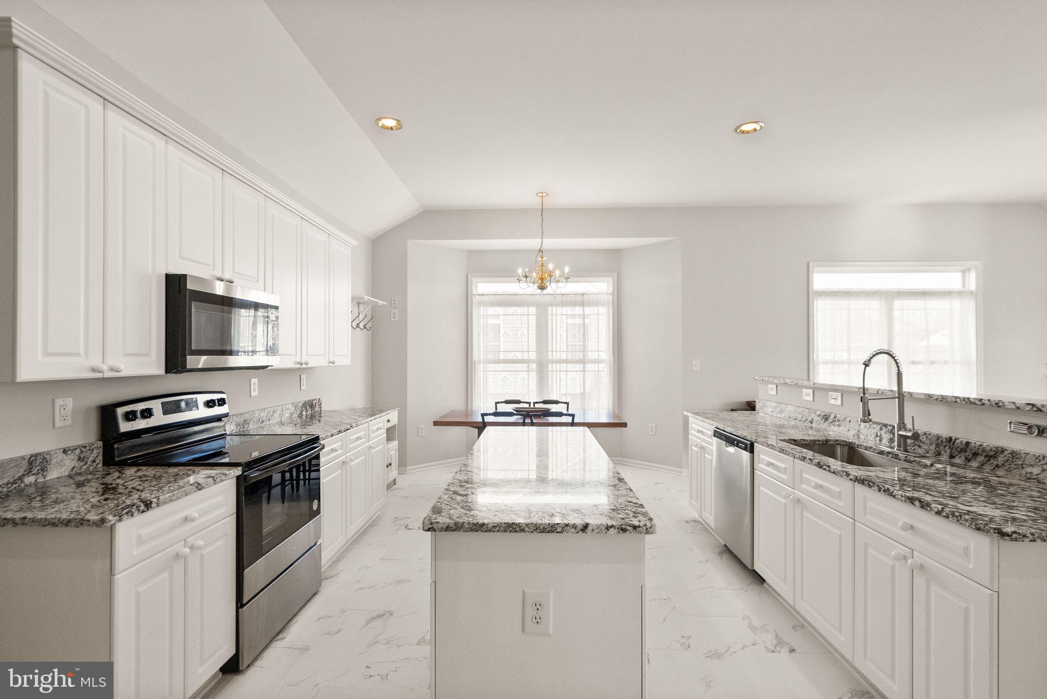 LOCUST HILL - Residential