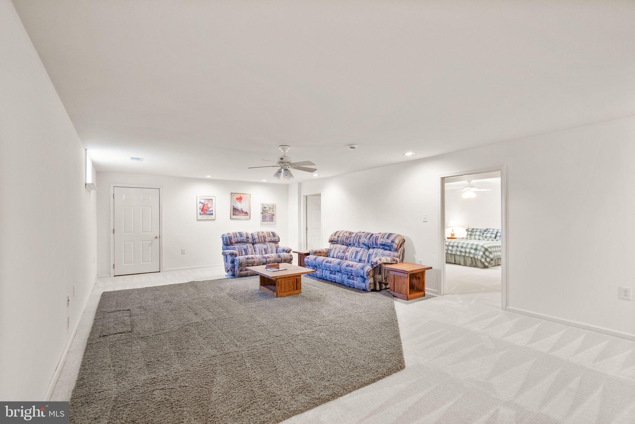 LOCUST HILL - Residential