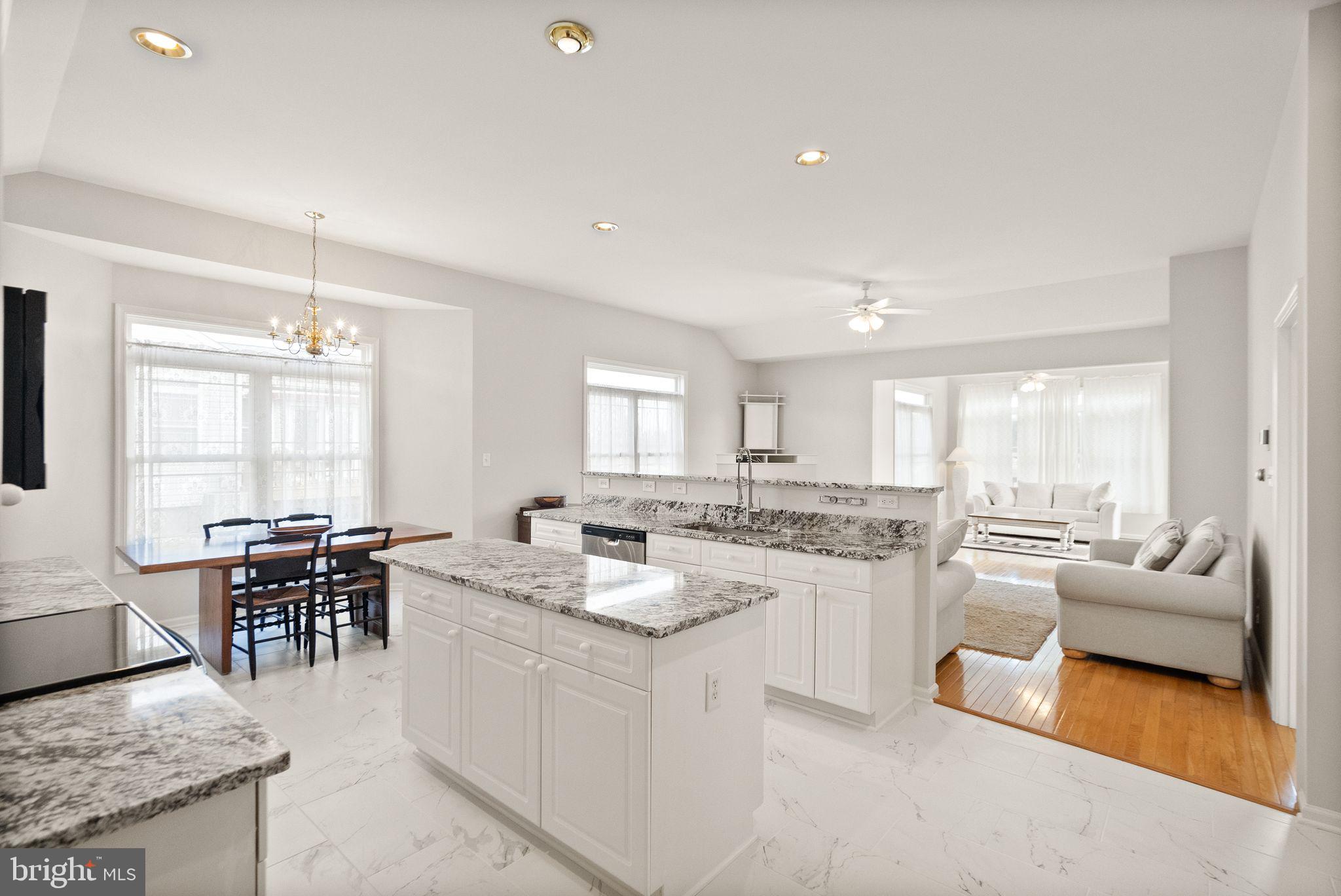 LOCUST HILL - Residential