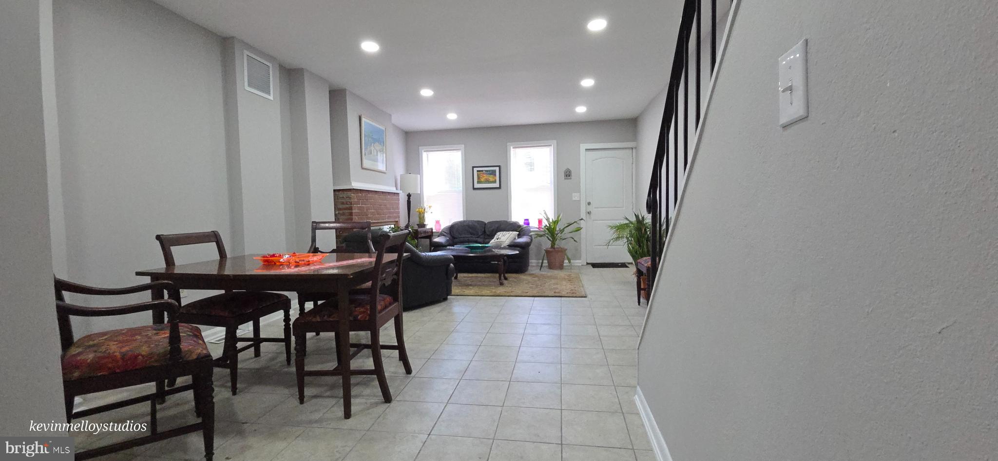 HEDGEVILLE - Residential