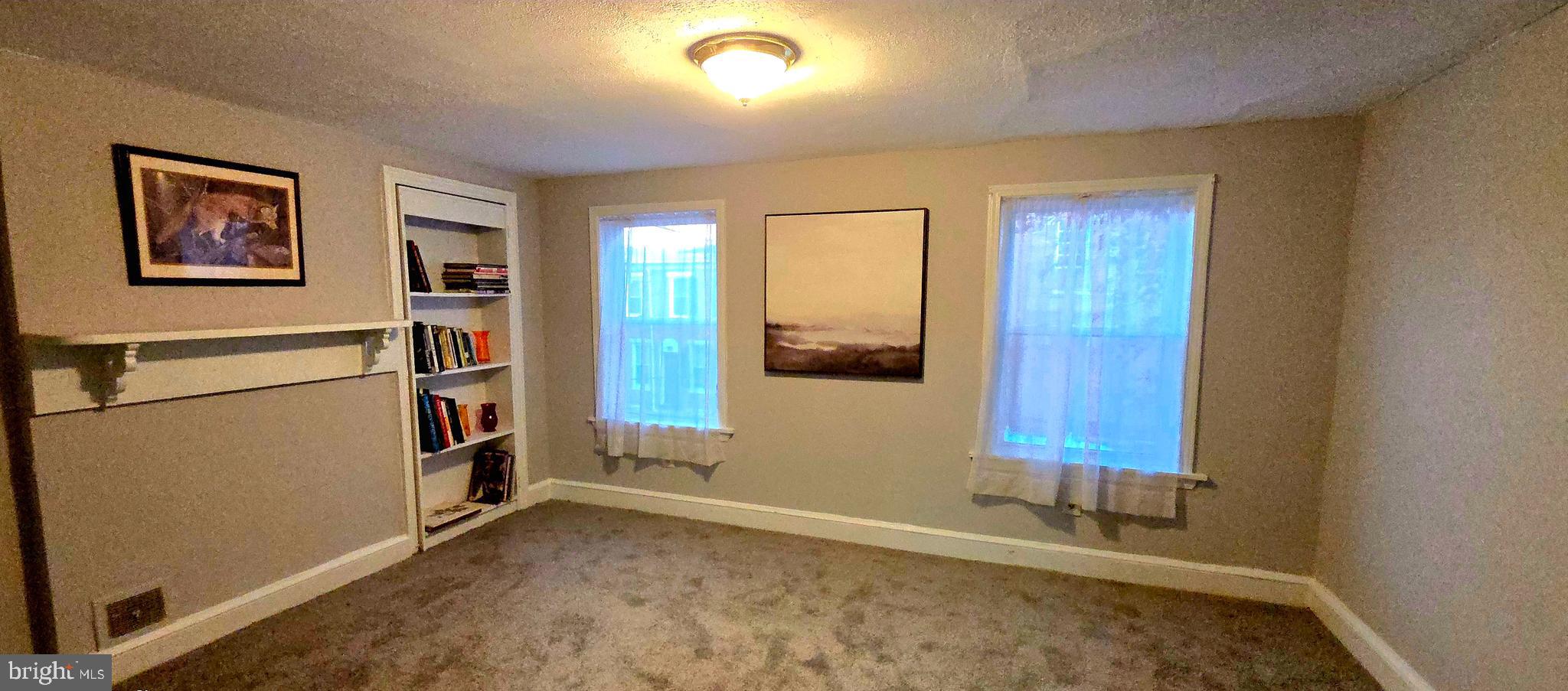 HEDGEVILLE - Residential