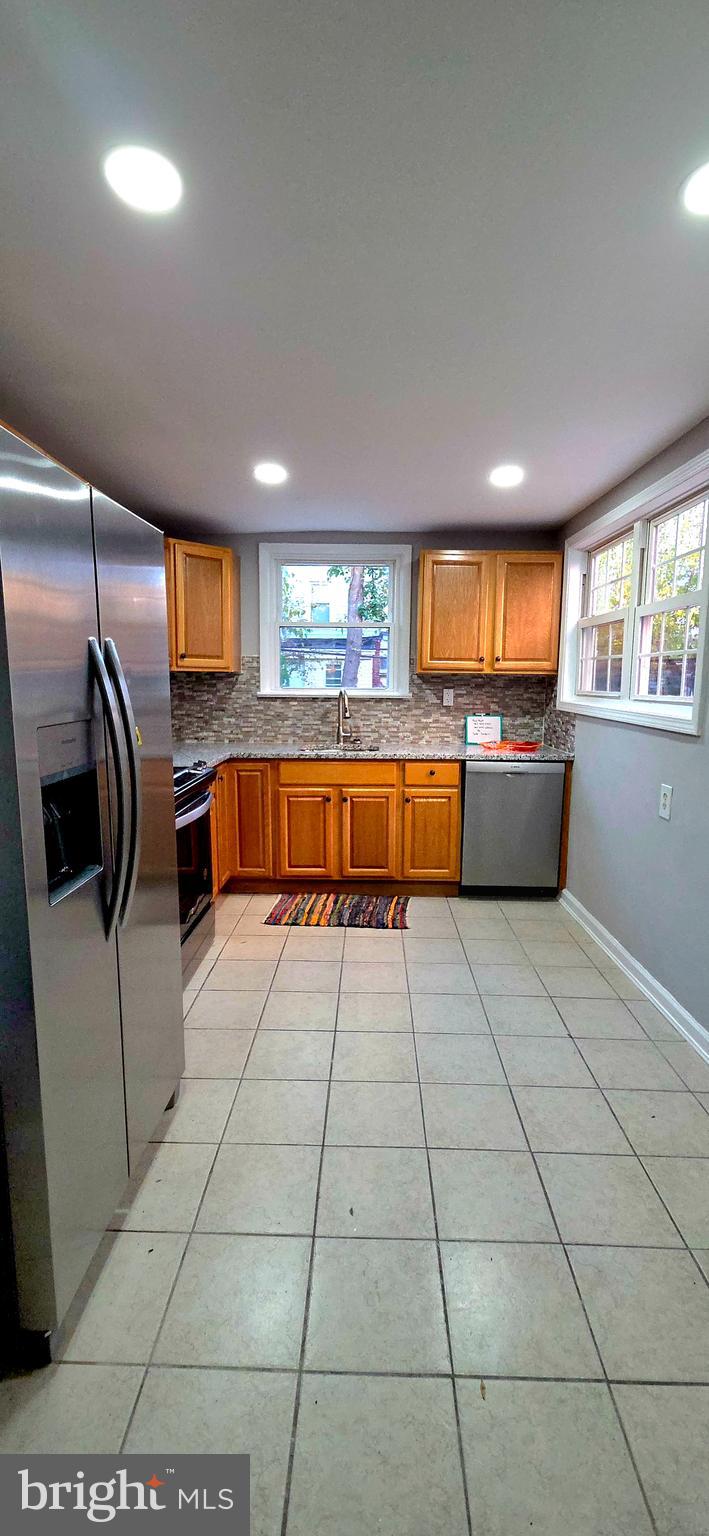 HEDGEVILLE - Residential