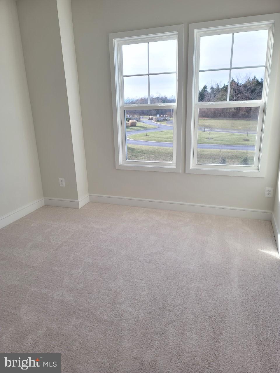 LAKE FREDERICK - Residential Lease