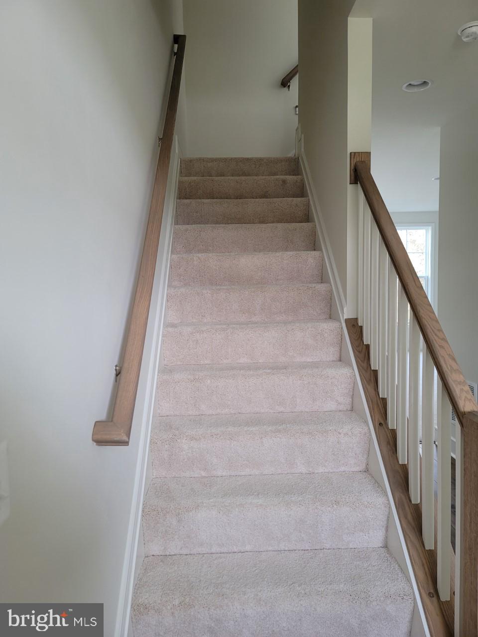 LAKE FREDERICK - Residential Lease