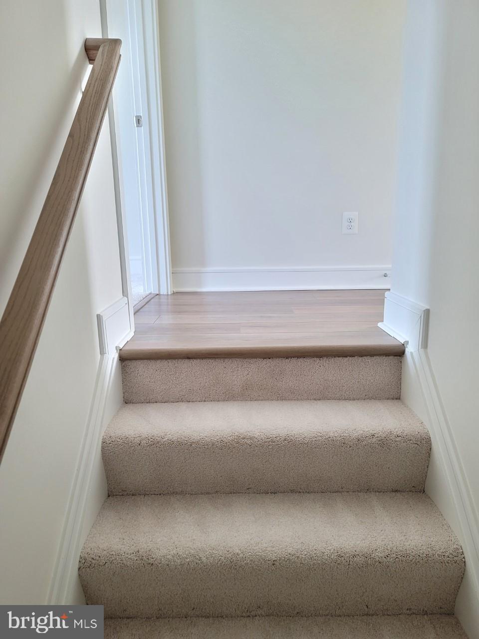 LAKE FREDERICK - Residential Lease