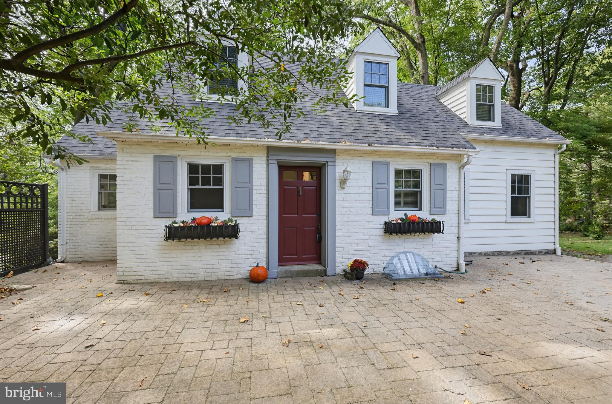 333 W FIFTH STREET