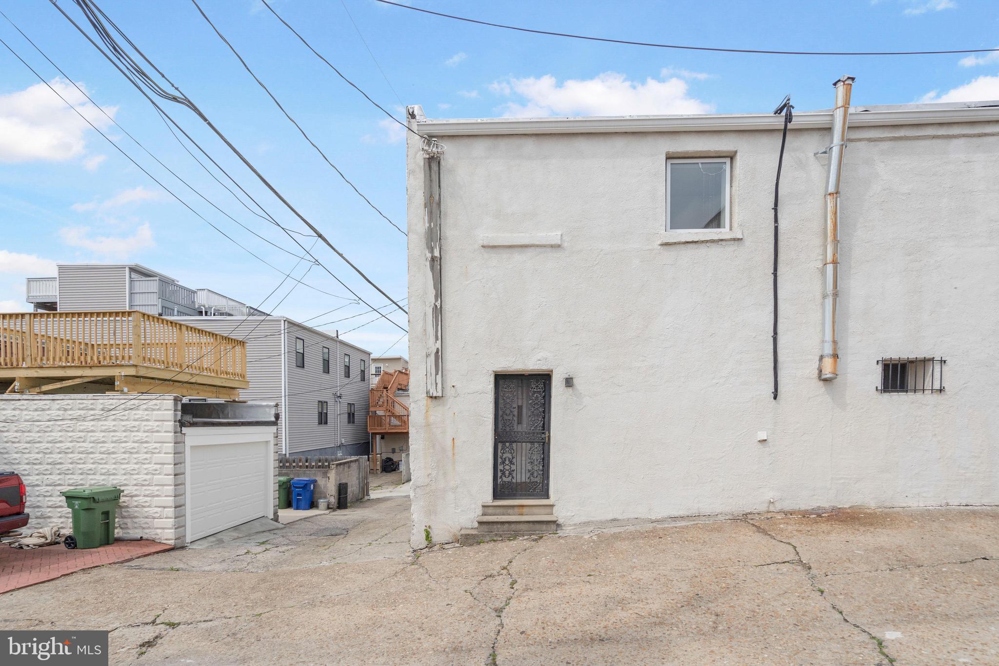 500 S CLINTON STREET