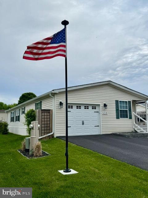 VILLAGE OF CECIL WOODS - Residential