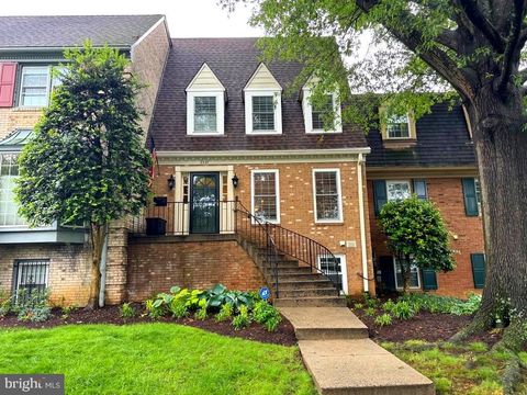 2327 N GLEBE ROAD ARLINGTON VA 22207