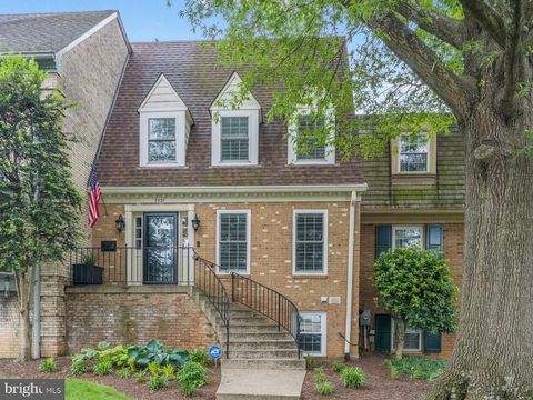 2327 N GLEBE ROAD ARLINGTON VA 22207