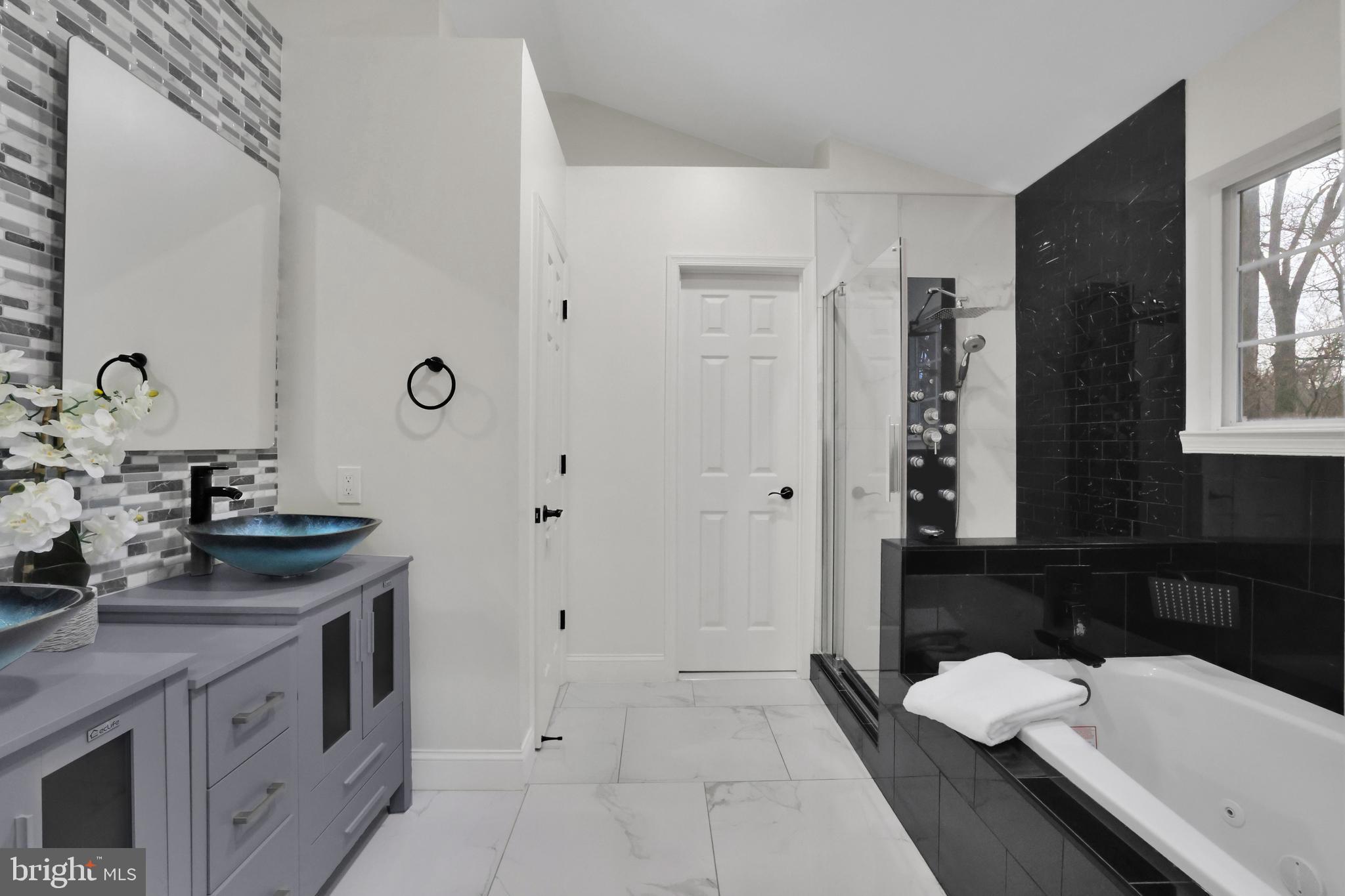 TRAILS AT WOODLOT - Residential