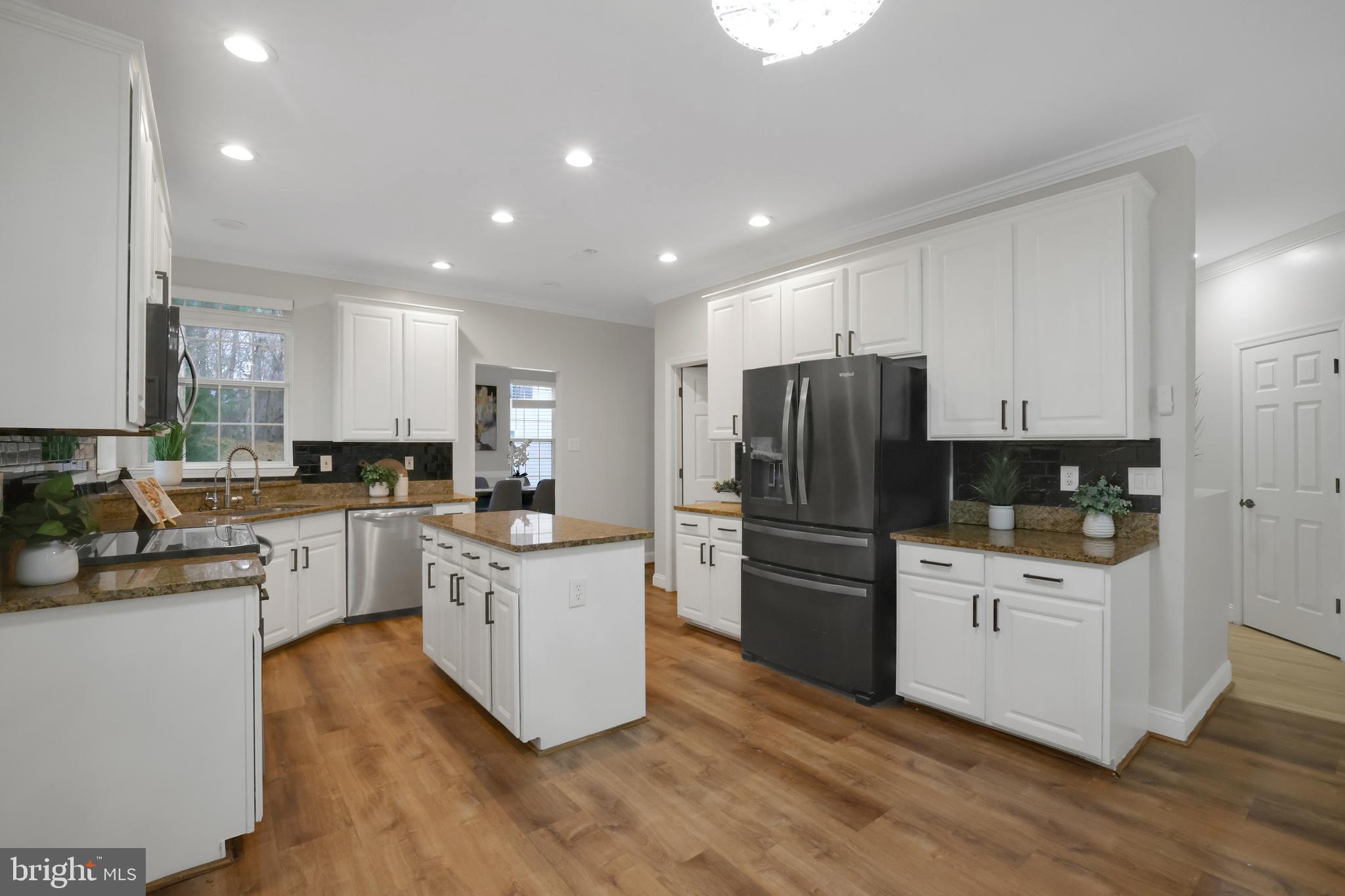 TRAILS AT WOODLOT - Residential