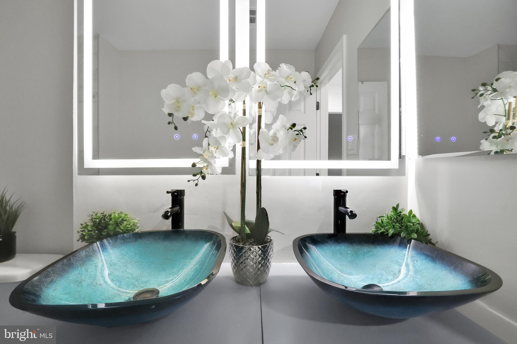 TRAILS AT WOODLOT - Residential