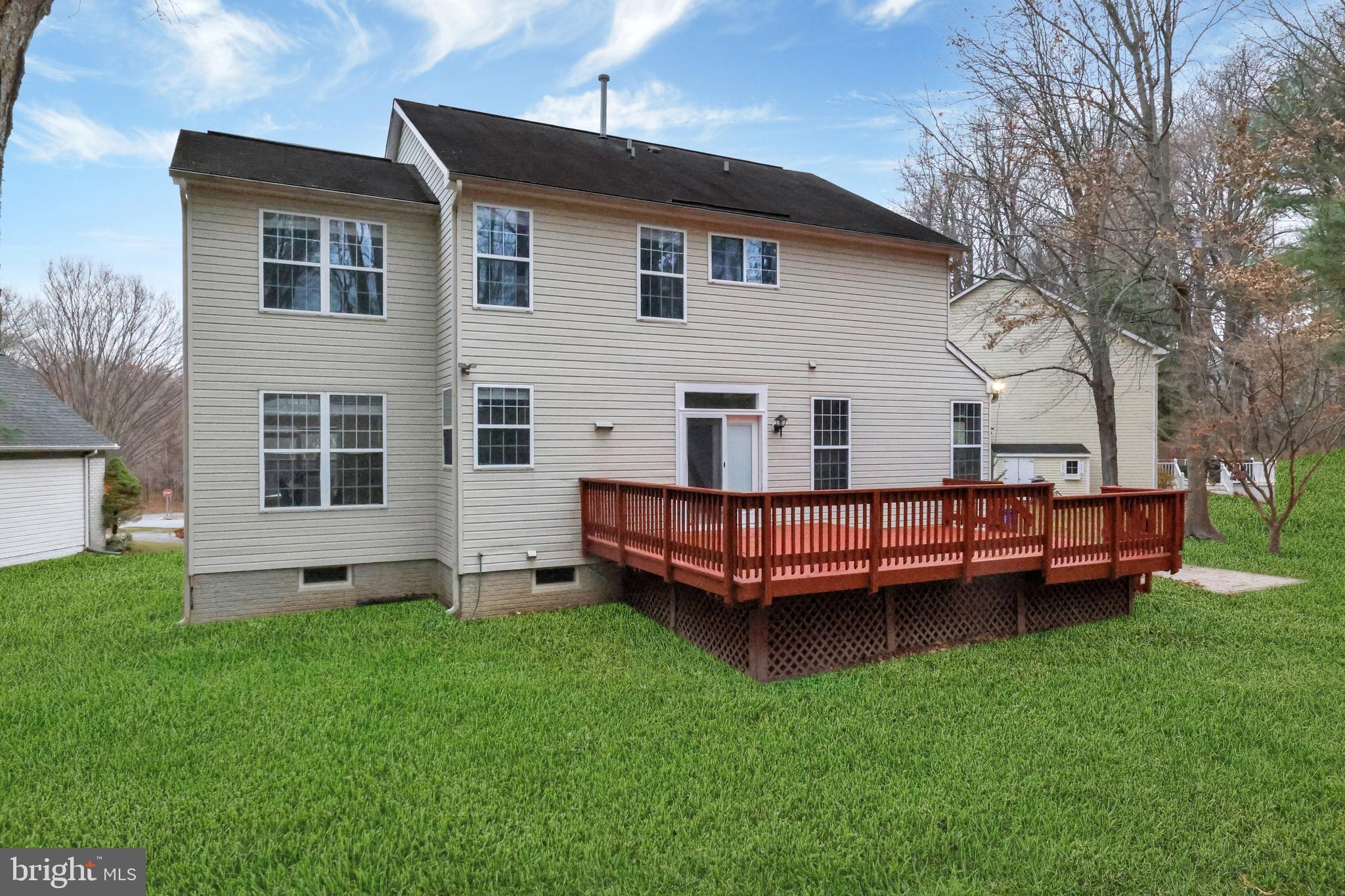 TRAILS AT WOODLOT - Residential