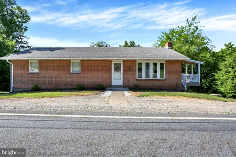 MLS: PADA2063442