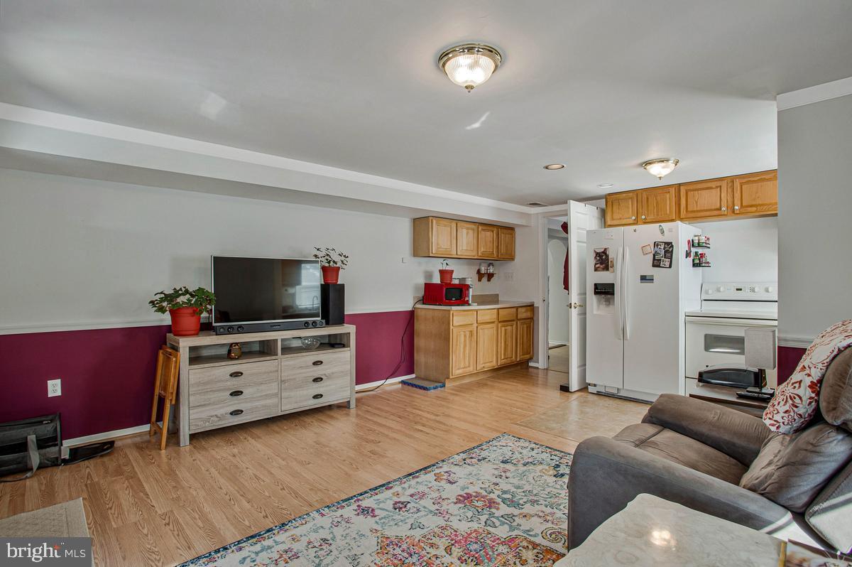 THE HIGHLANDS - Residential