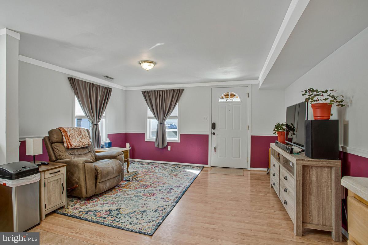 THE HIGHLANDS - Residential