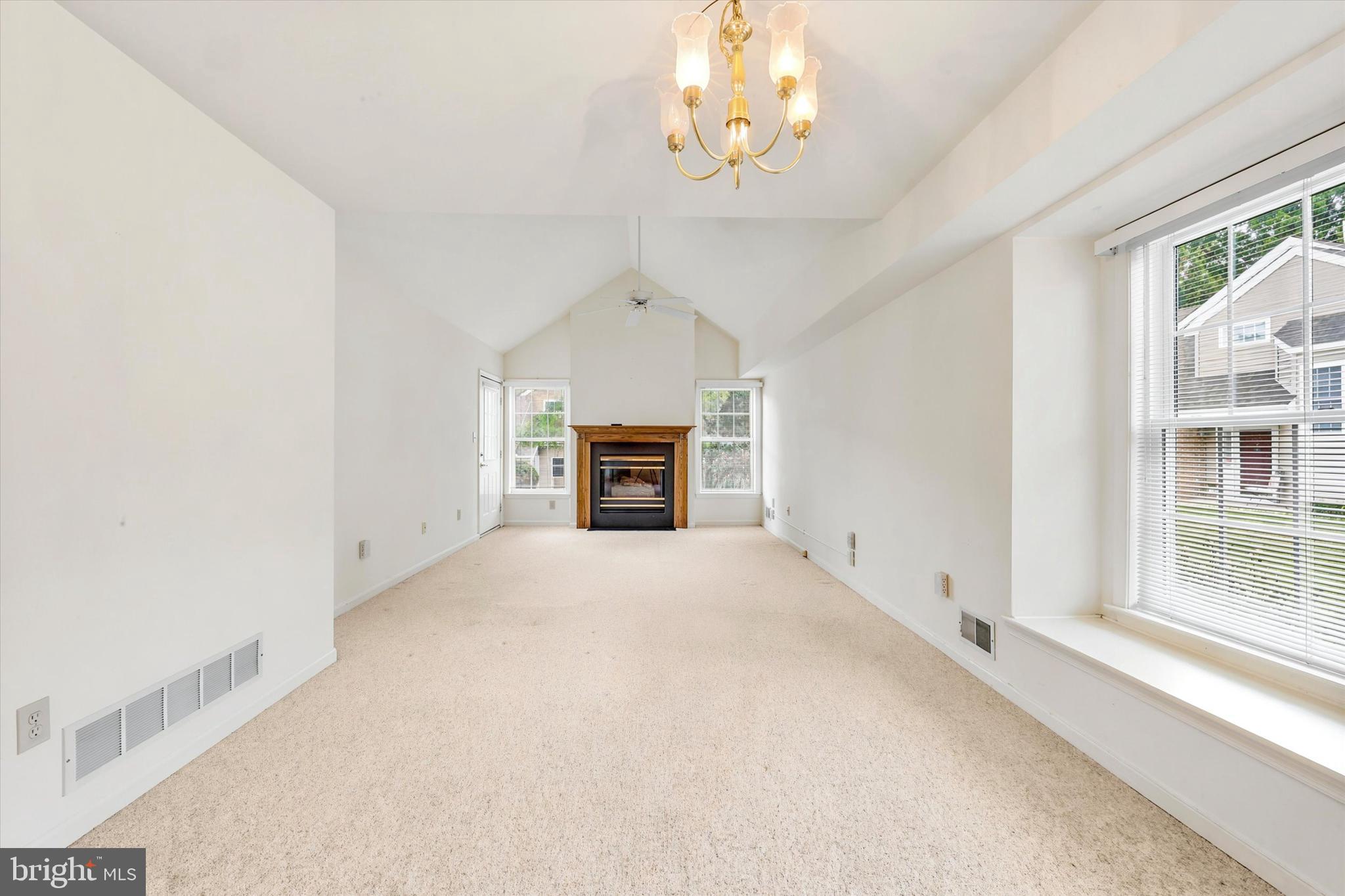 11 FLEETWOOD COURT 22