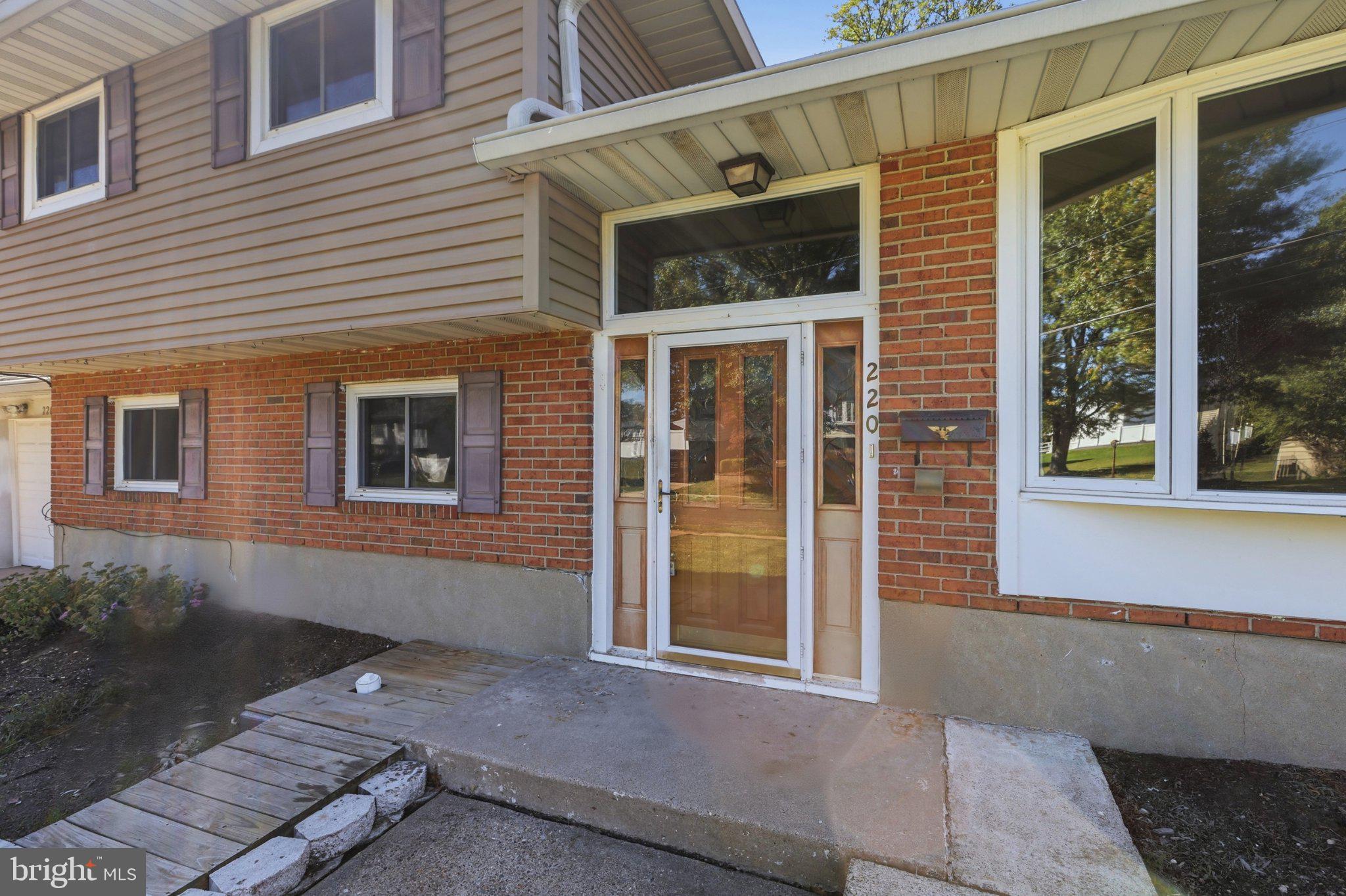 220 DOWNING ROAD