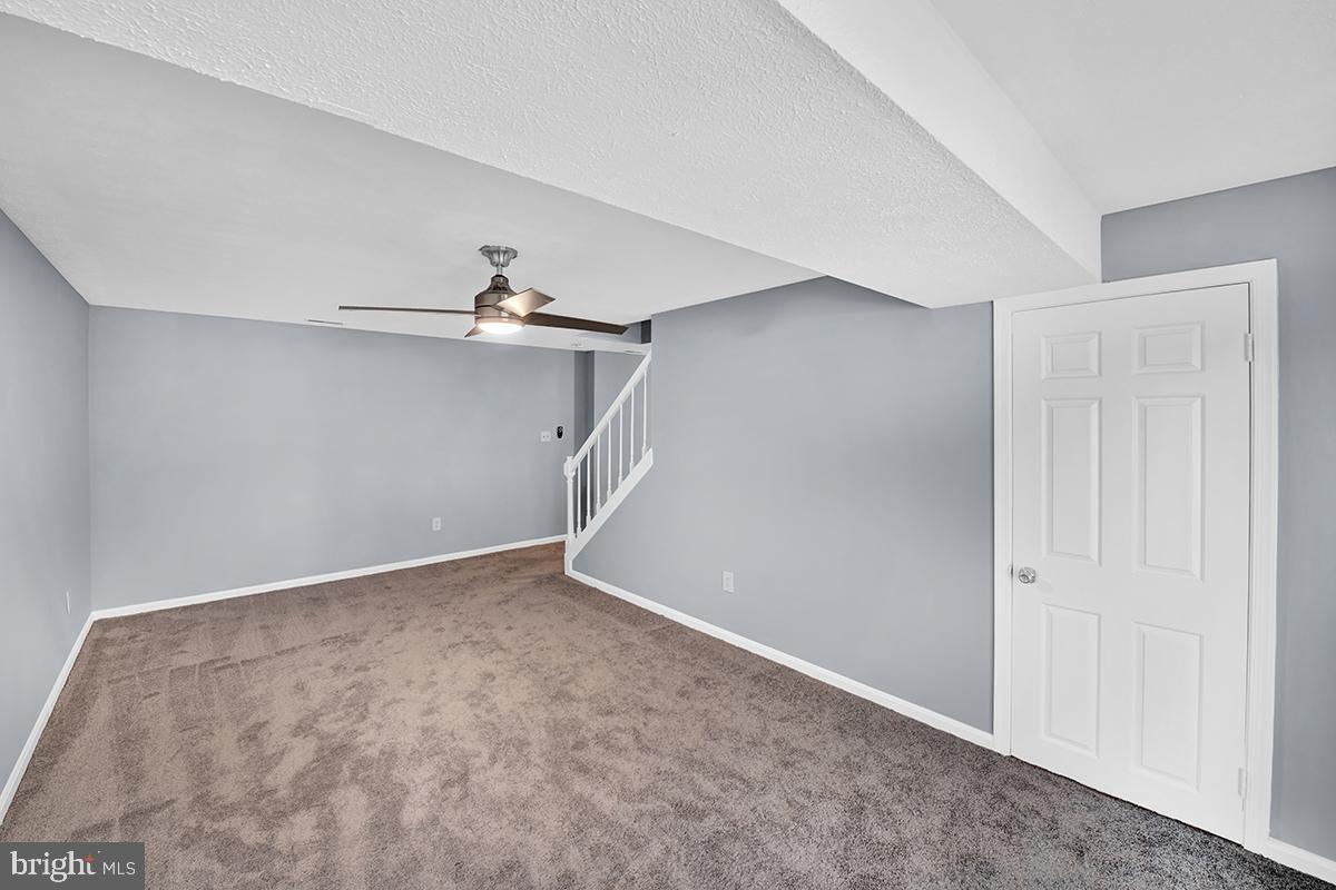 FAIRWIND FARMS - Residential