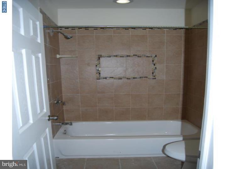 POINT BREEZE - Residential Lease