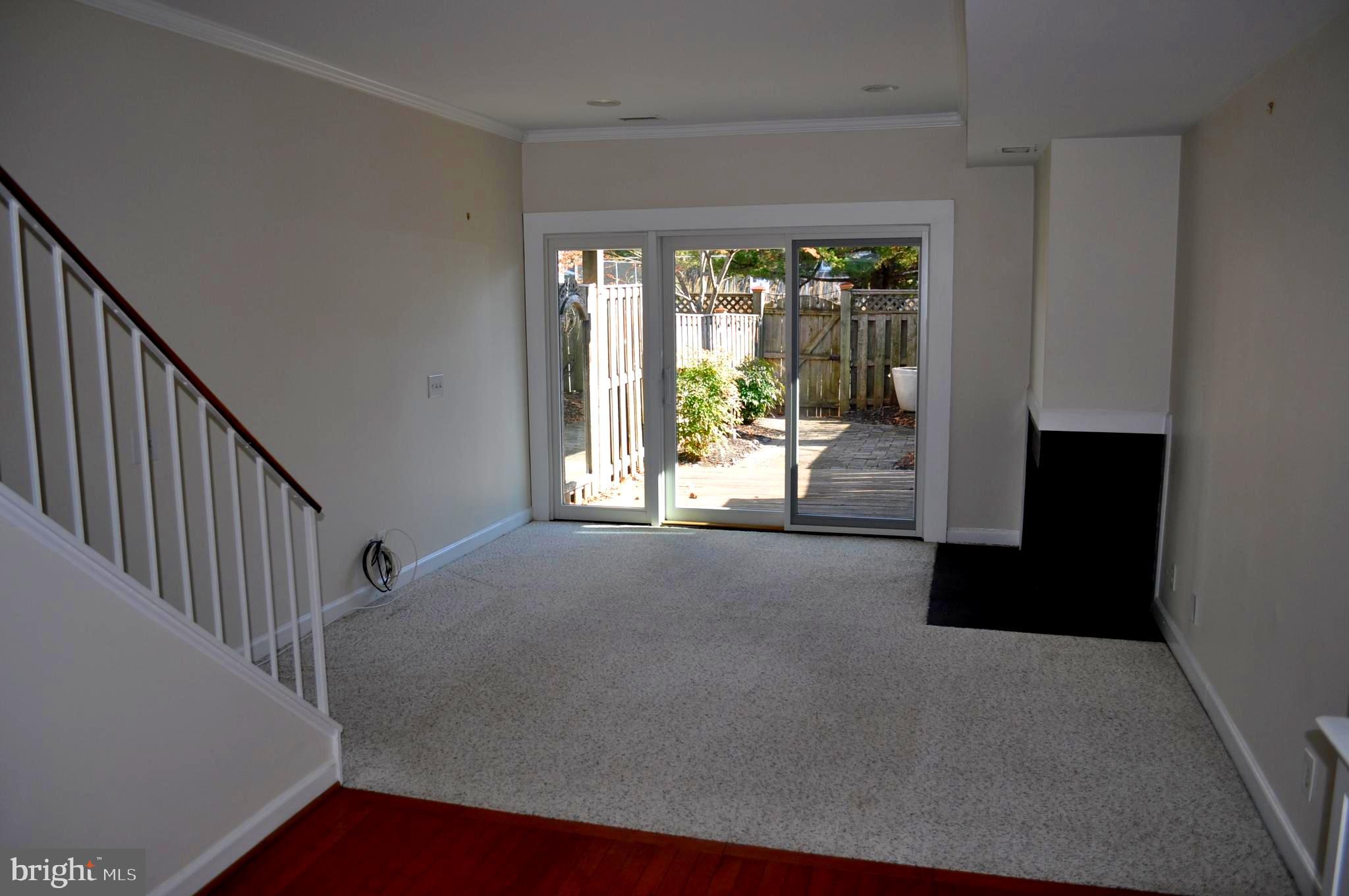 EASTPORT - Residential Lease