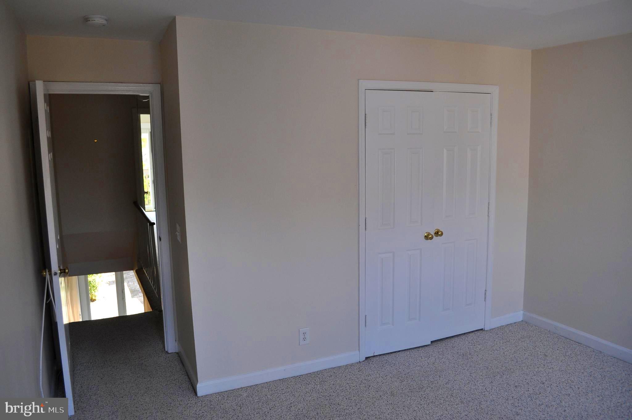 EASTPORT - Residential Lease