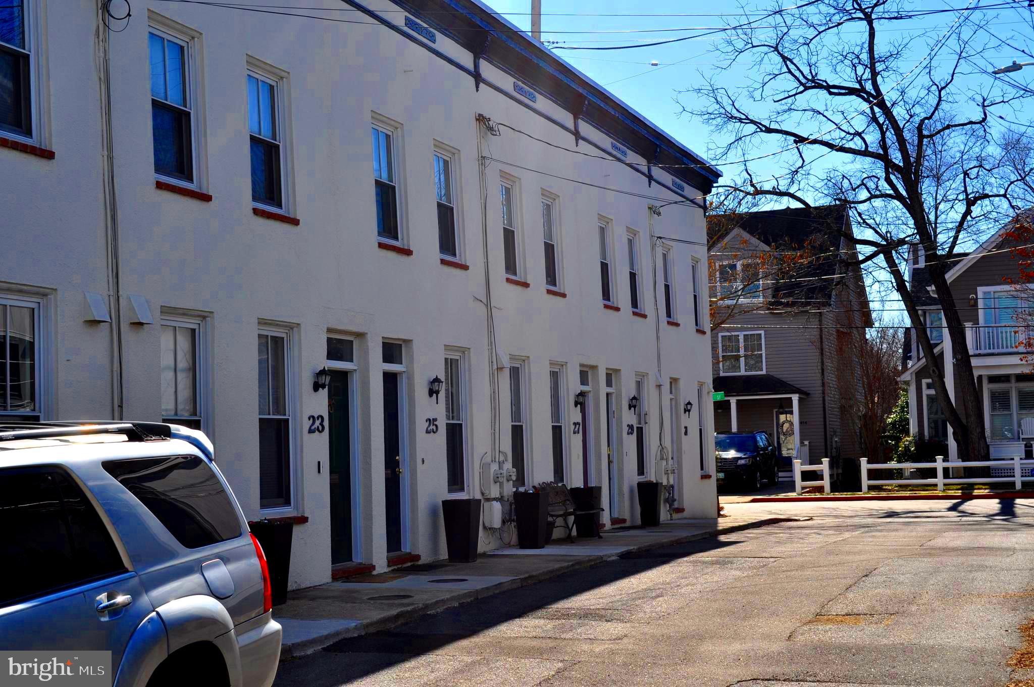 EASTPORT - Residential Lease